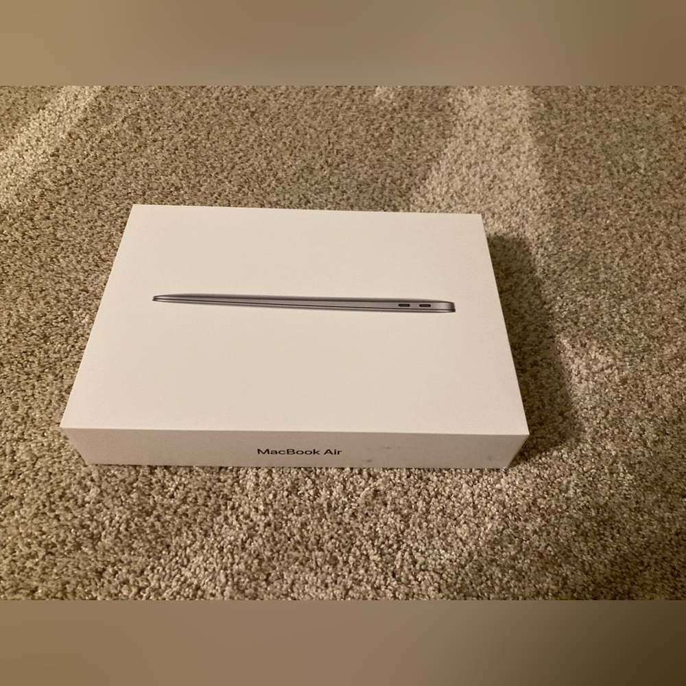 Apple MacBook Air 13 inch screen protectors product box instructions accessories